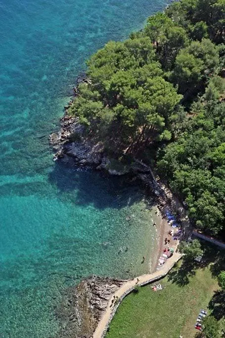 Apartment Lily-Close To The Beach Vantacici 0*,  Croatia